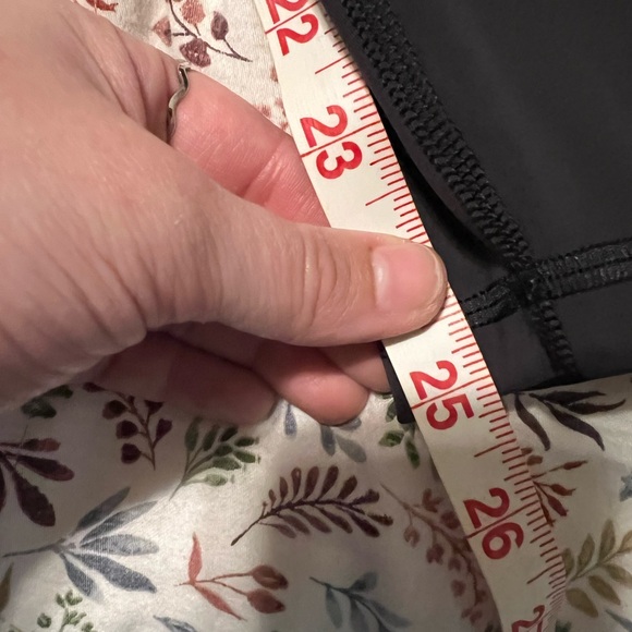 Lululemon Power Thru High Rise Leggings - Picture 7 of 7